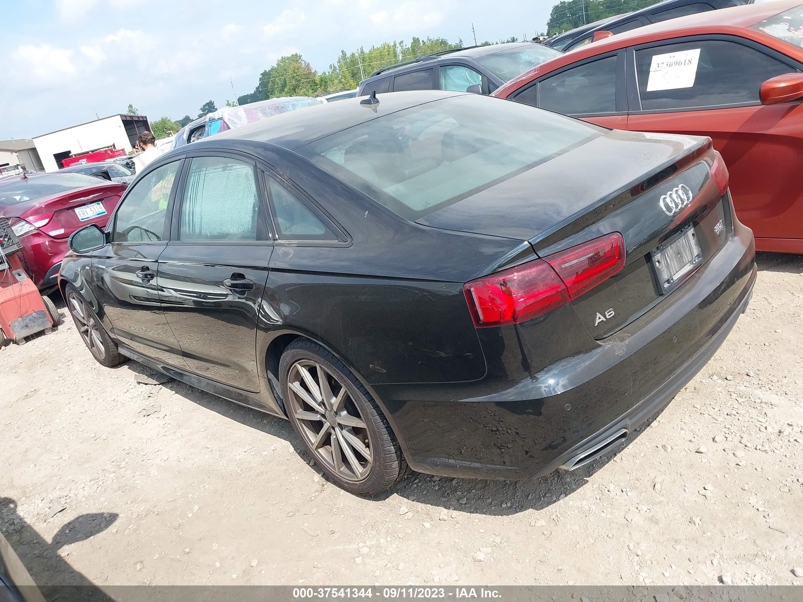 Photo 2 VIN: WAUG8AFCXJN031482 - AUDI A6 