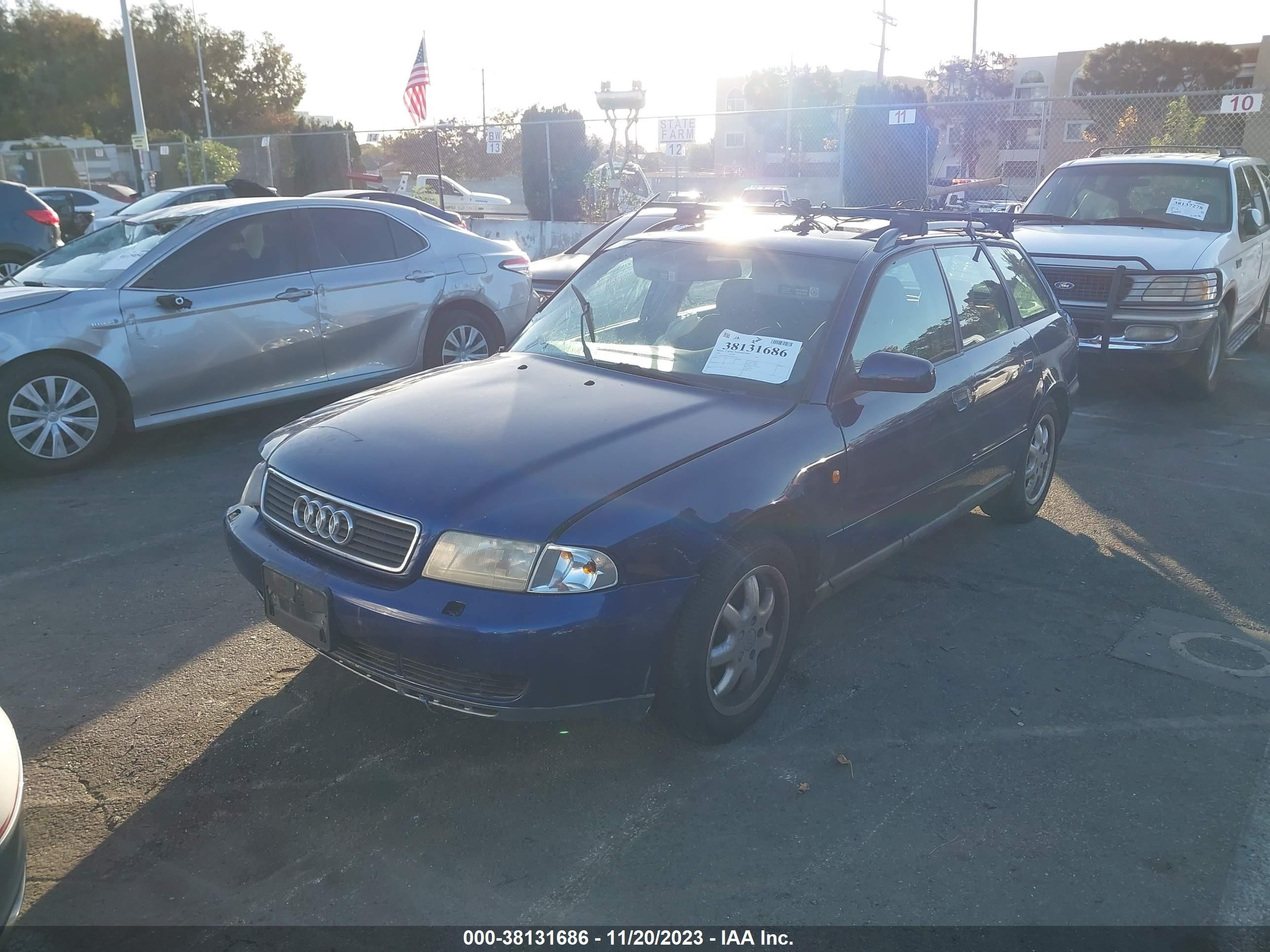 Photo 1 VIN: WAUGB28D5XA067285 - AUDI A4 