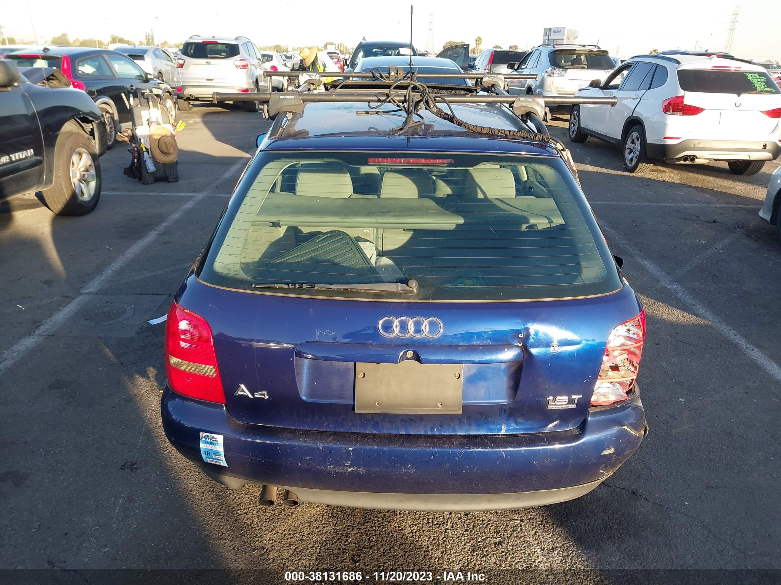 Photo 15 VIN: WAUGB28D5XA067285 - AUDI A4 