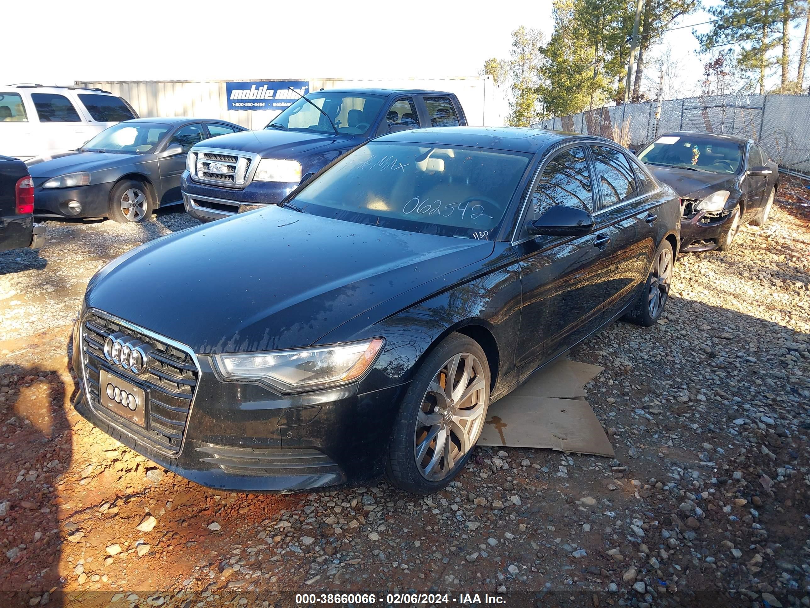 Photo 1 VIN: WAUGFAFC0DN062542 - AUDI A6 