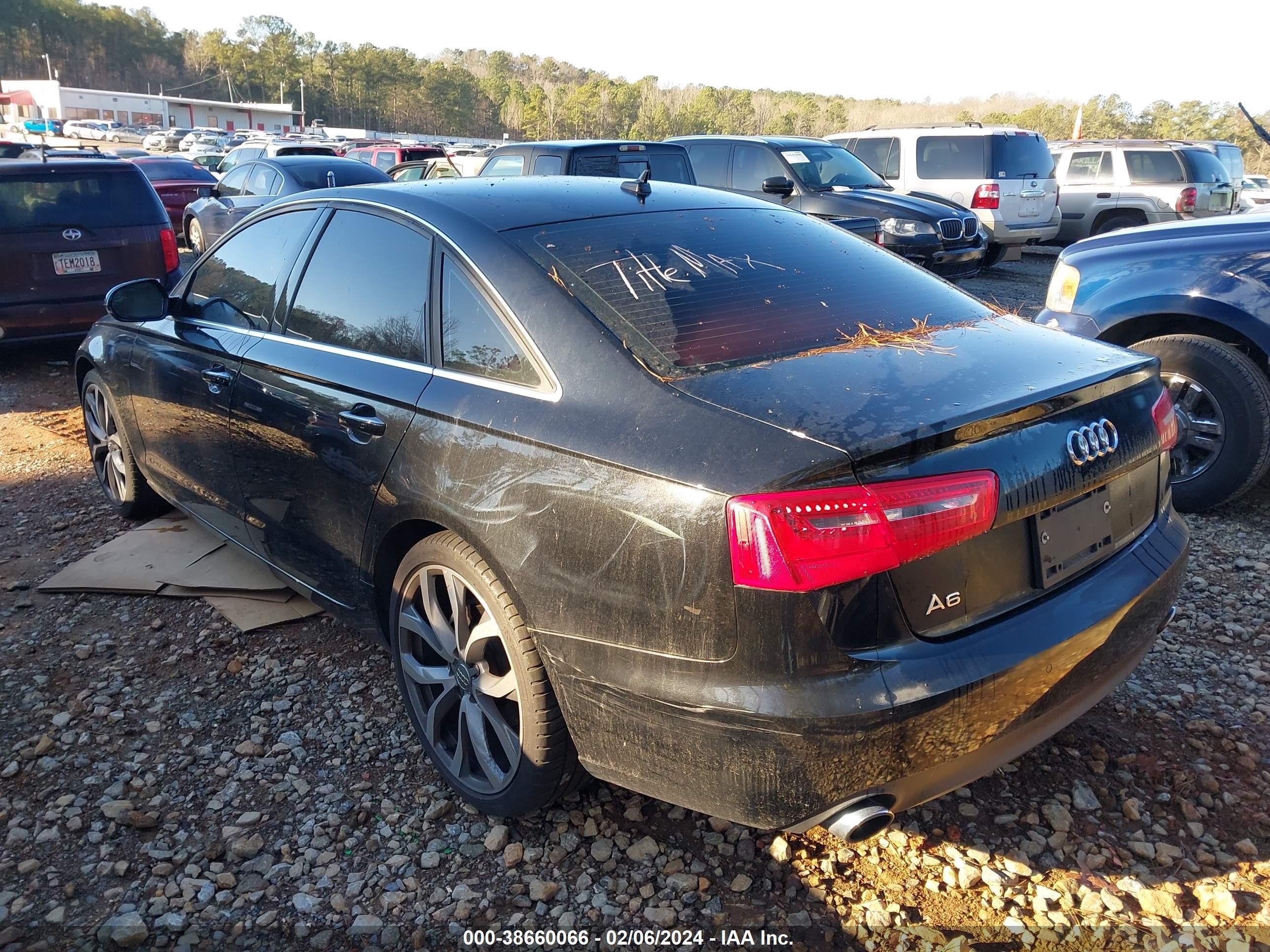 Photo 2 VIN: WAUGFAFC0DN062542 - AUDI A6 