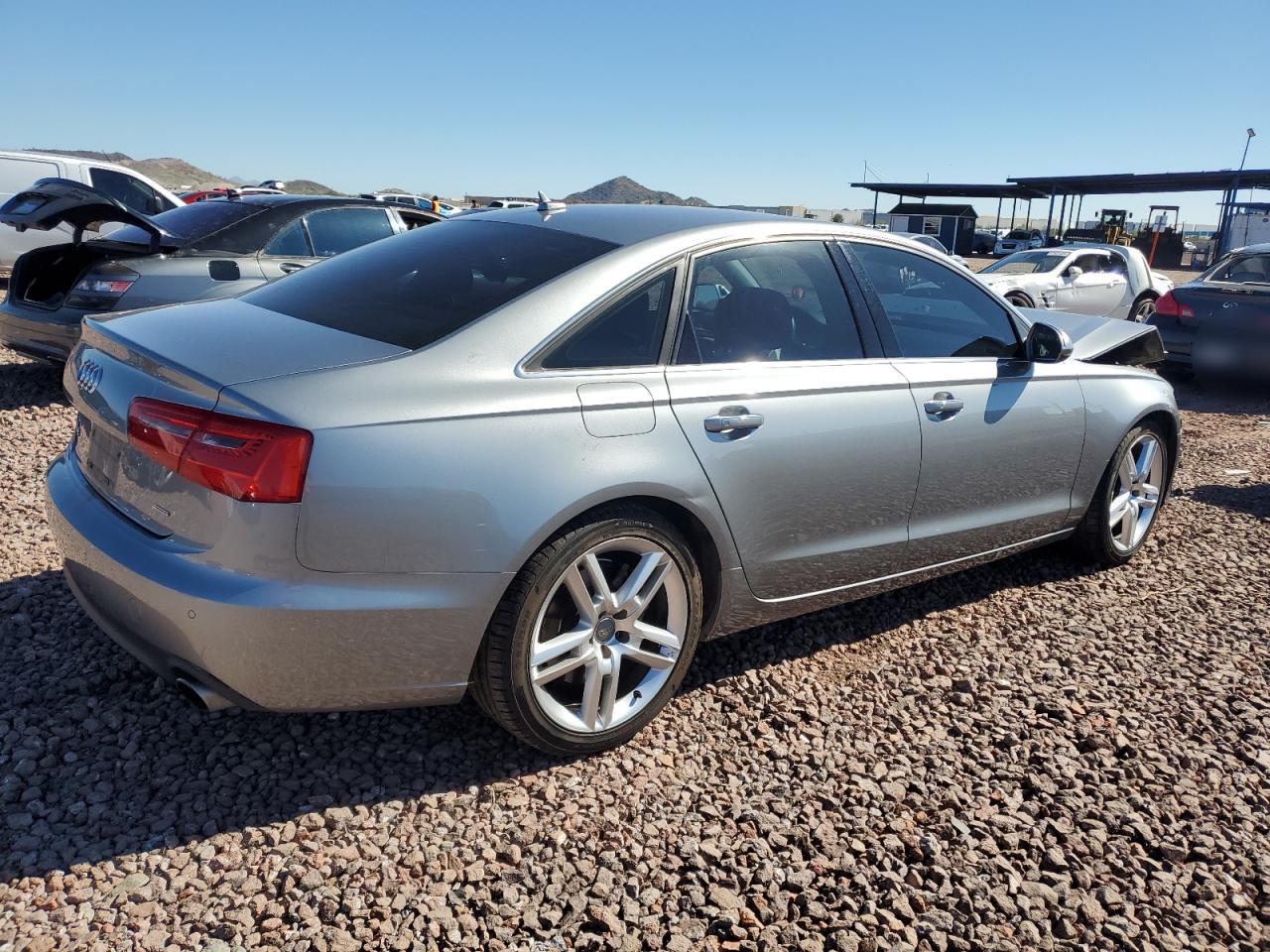 Photo 2 VIN: WAUGFAFC0FN013618 - AUDI A6 