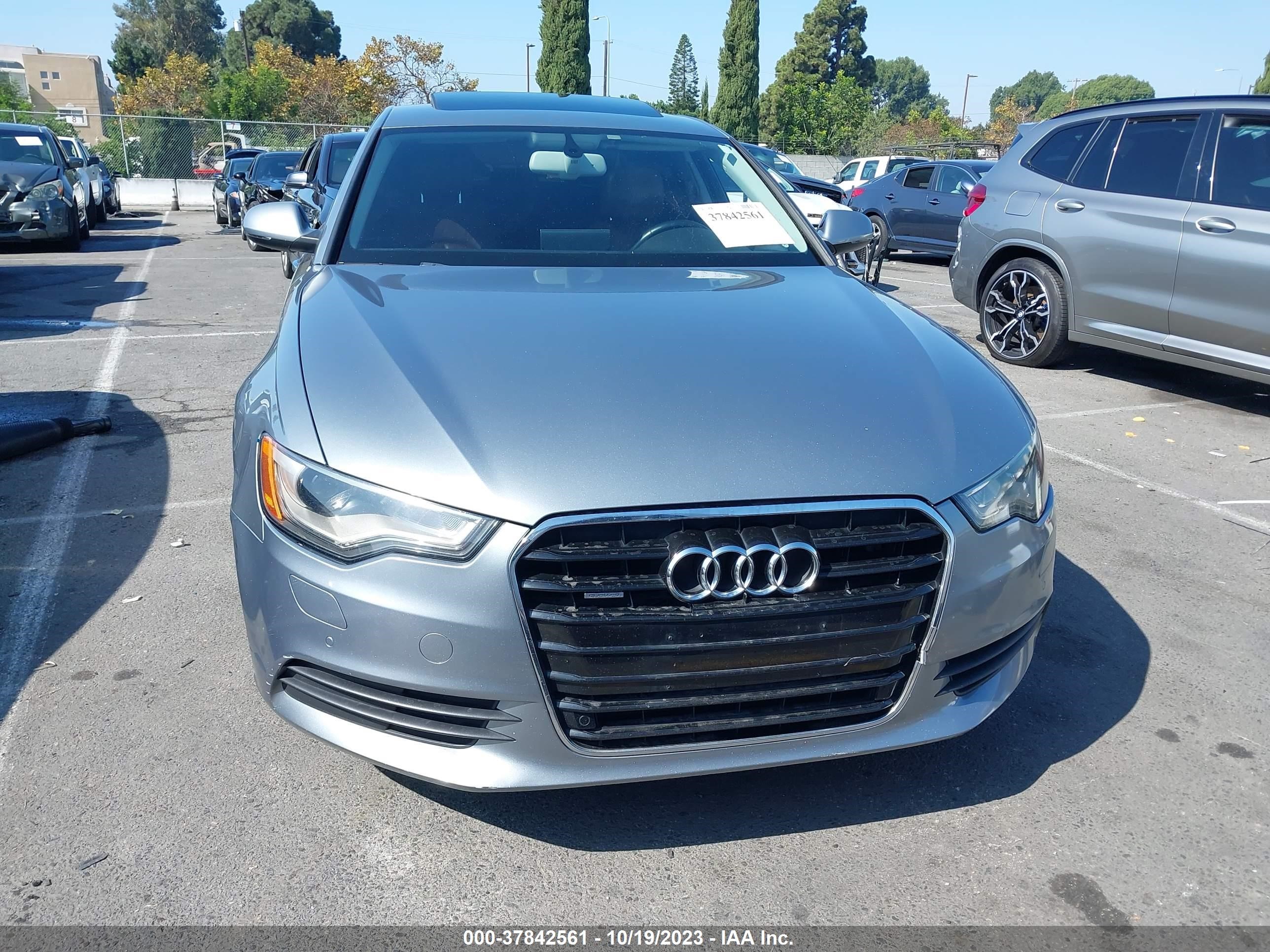 Photo 10 VIN: WAUGFAFC1DN028660 - AUDI A6 