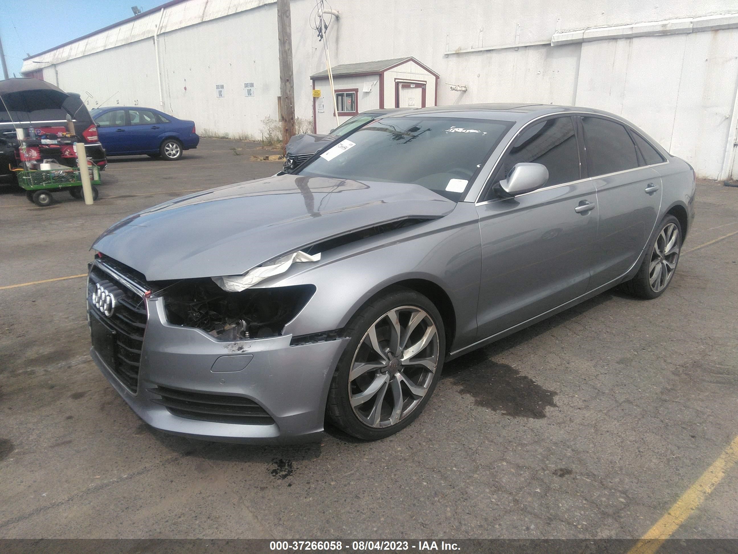 Photo 1 VIN: WAUGFAFC1DN056829 - AUDI A6 