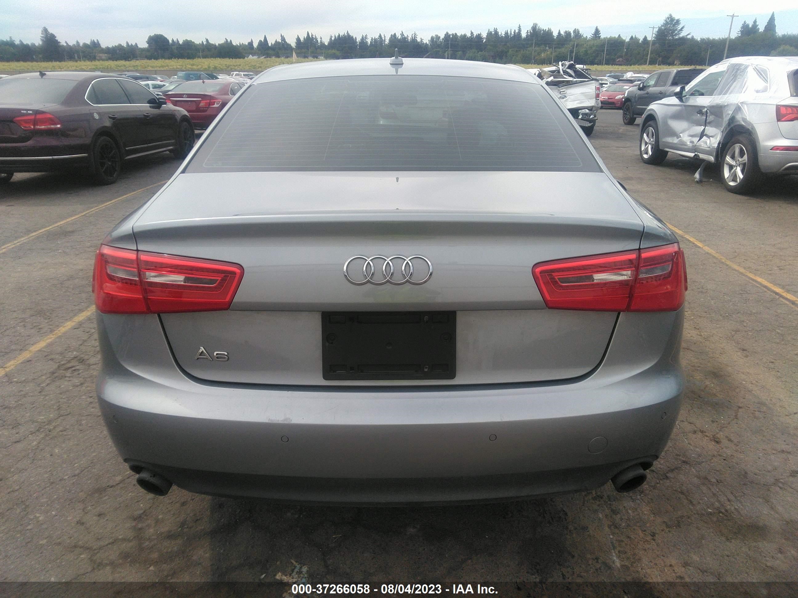 Photo 15 VIN: WAUGFAFC1DN056829 - AUDI A6 