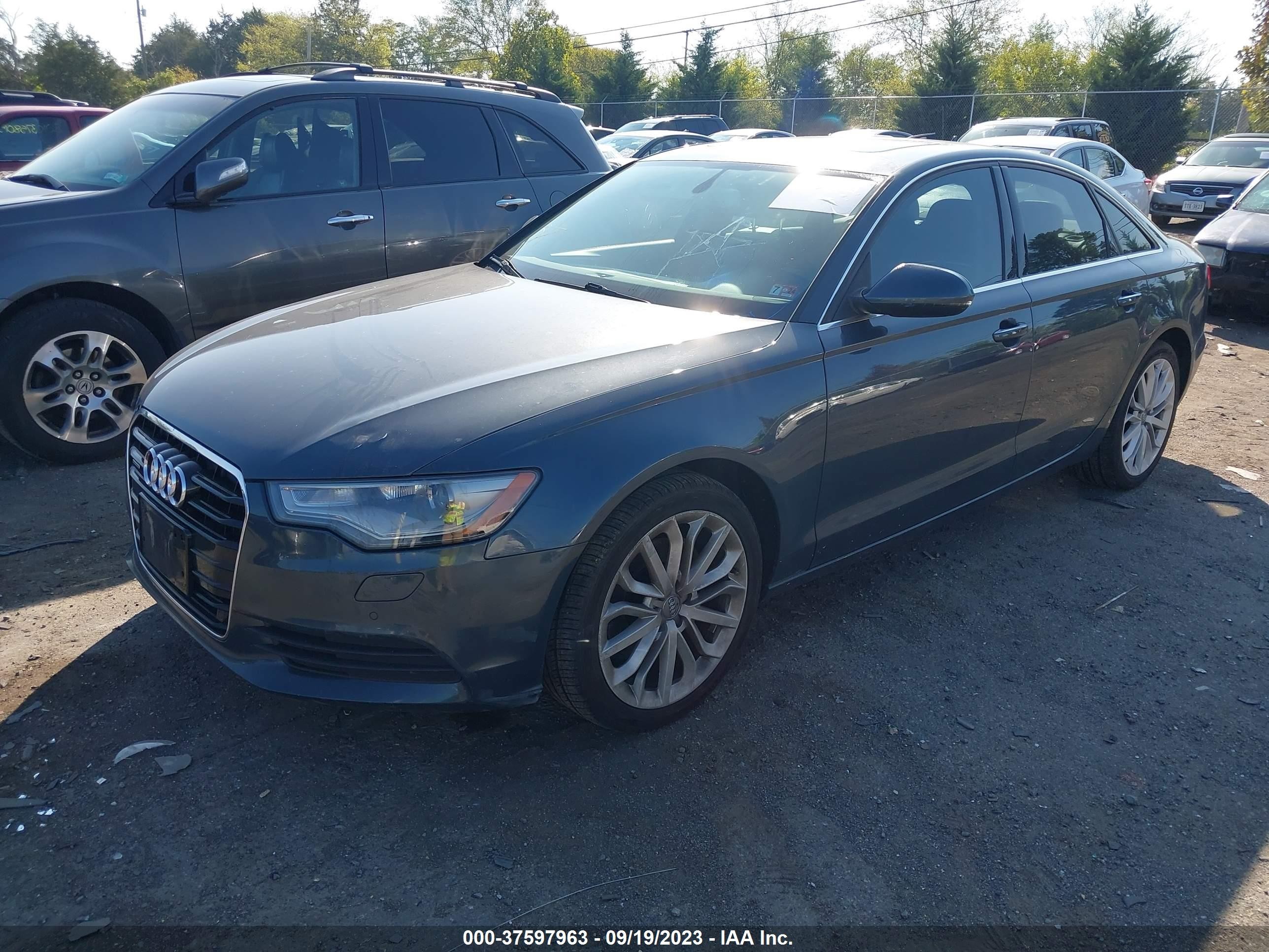 Photo 1 VIN: WAUGFAFC1DN157756 - AUDI A6 