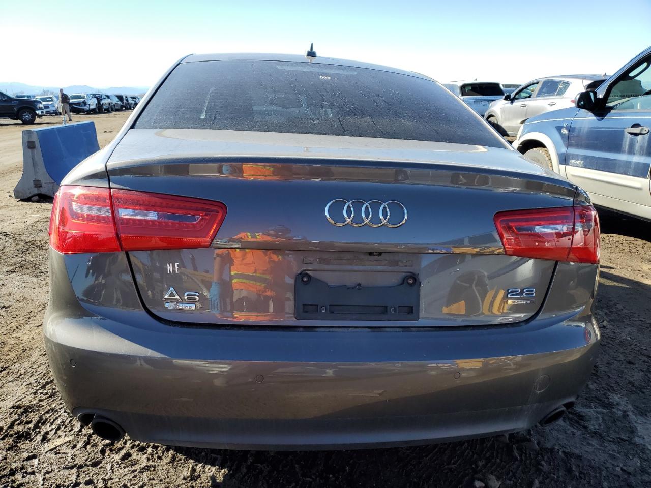 Photo 5 VIN: WAUGFAFC2DN136740 - AUDI A6 