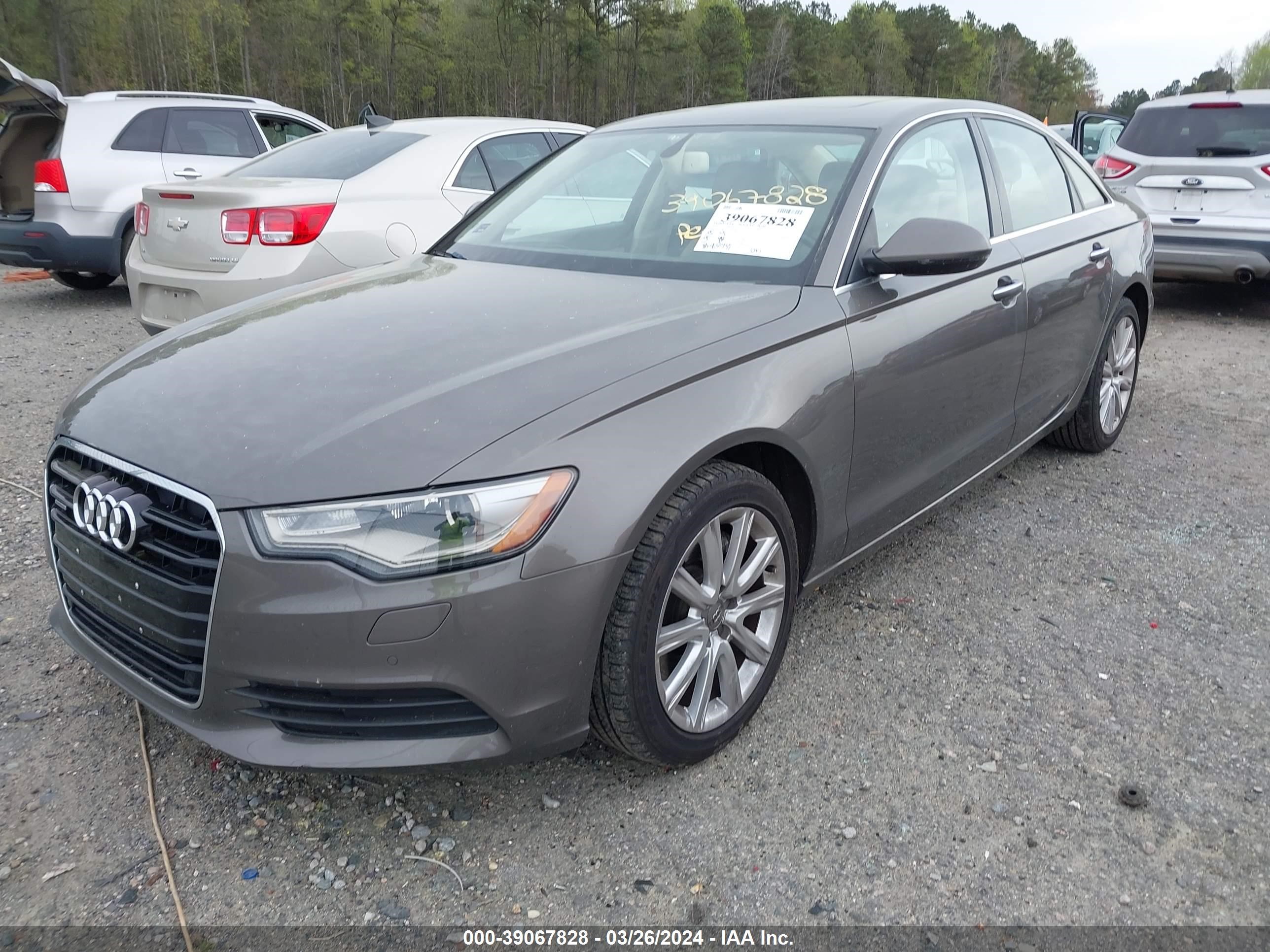 Photo 1 VIN: WAUGFAFC2FN019386 - AUDI A6 