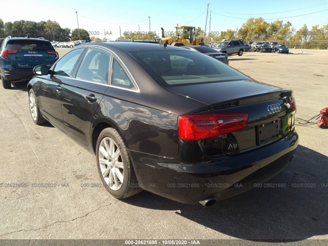 Photo 2 VIN: WAUGFAFC3DN103438 - AUDI A6 