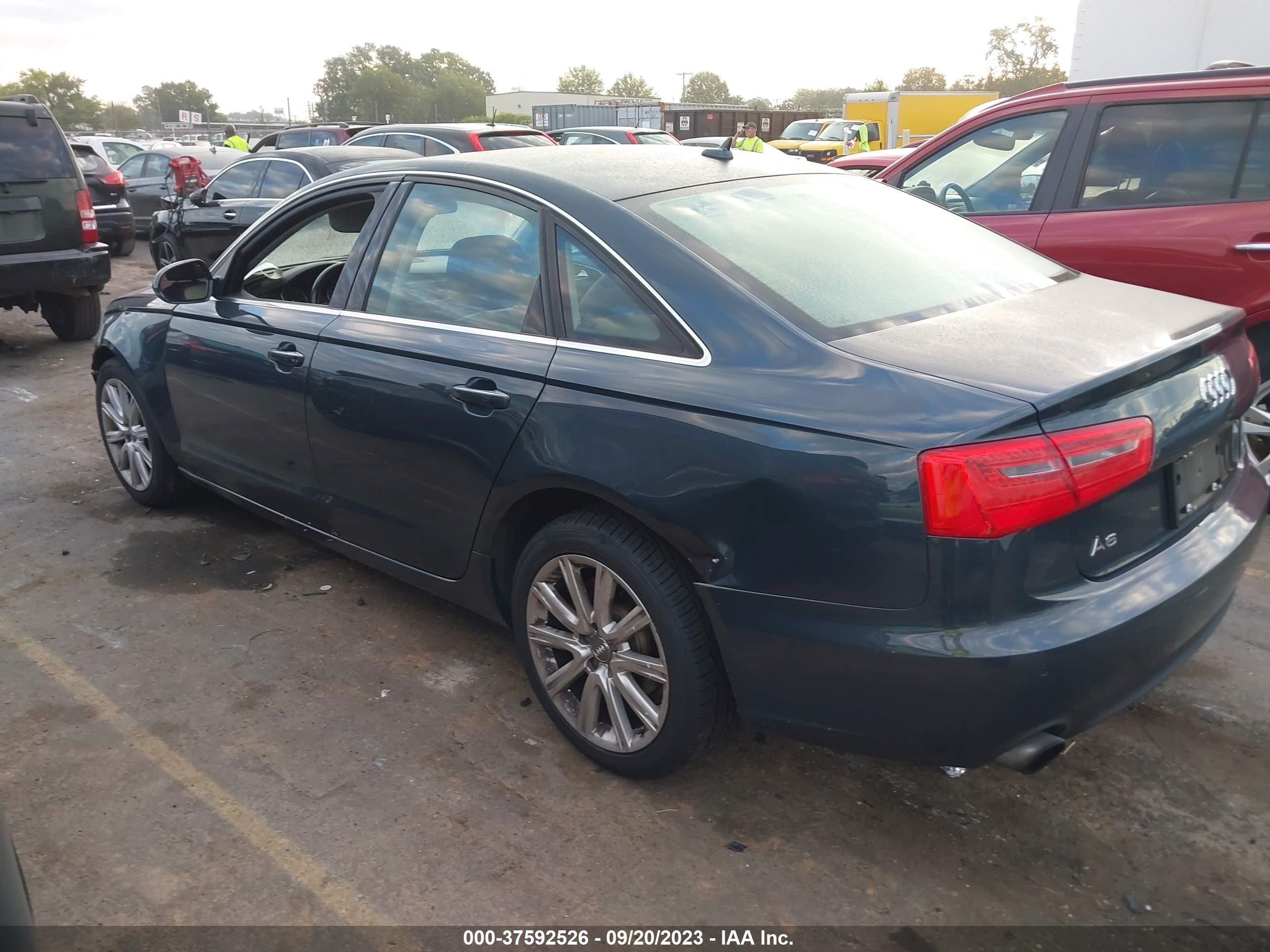 Photo 13 VIN: WAUGFAFC4DN081675 - AUDI A6 