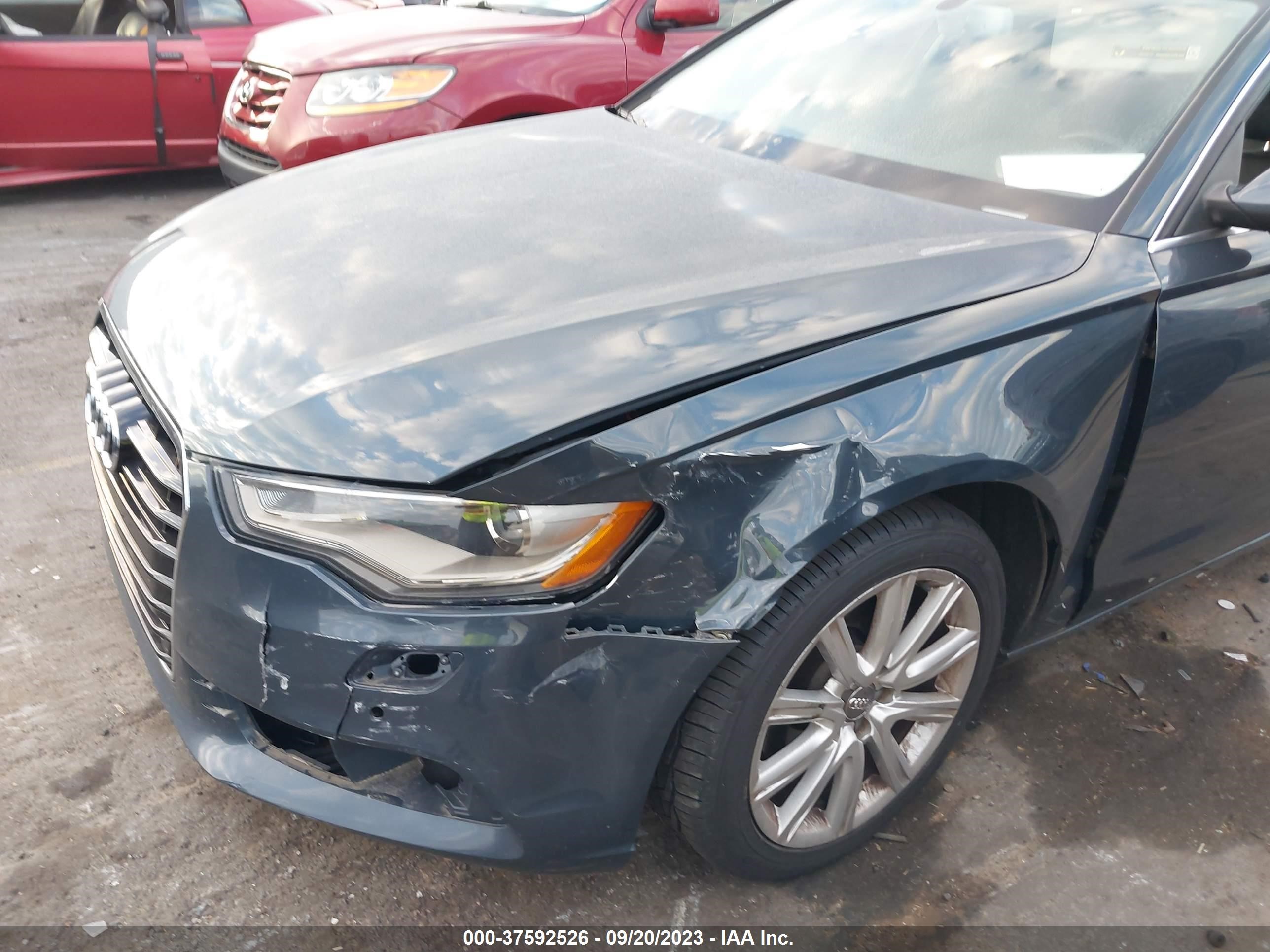 Photo 5 VIN: WAUGFAFC4DN081675 - AUDI A6 