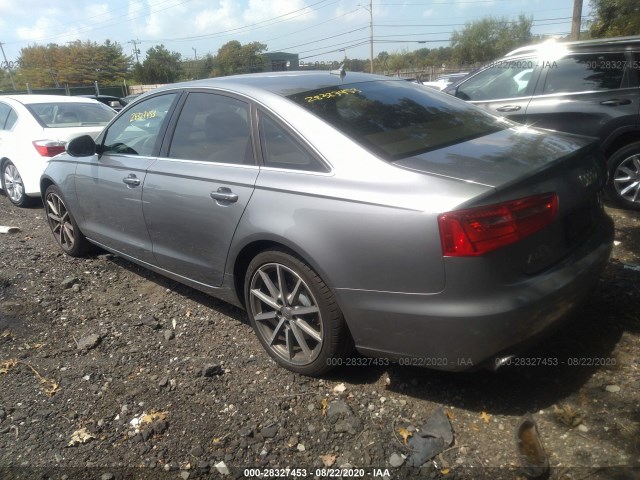 Photo 2 VIN: WAUGFAFC4FN005540 - AUDI A6 