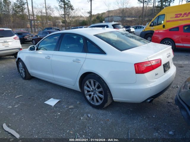 Photo 2 VIN: WAUGFAFC4FN013704 - AUDI A6 