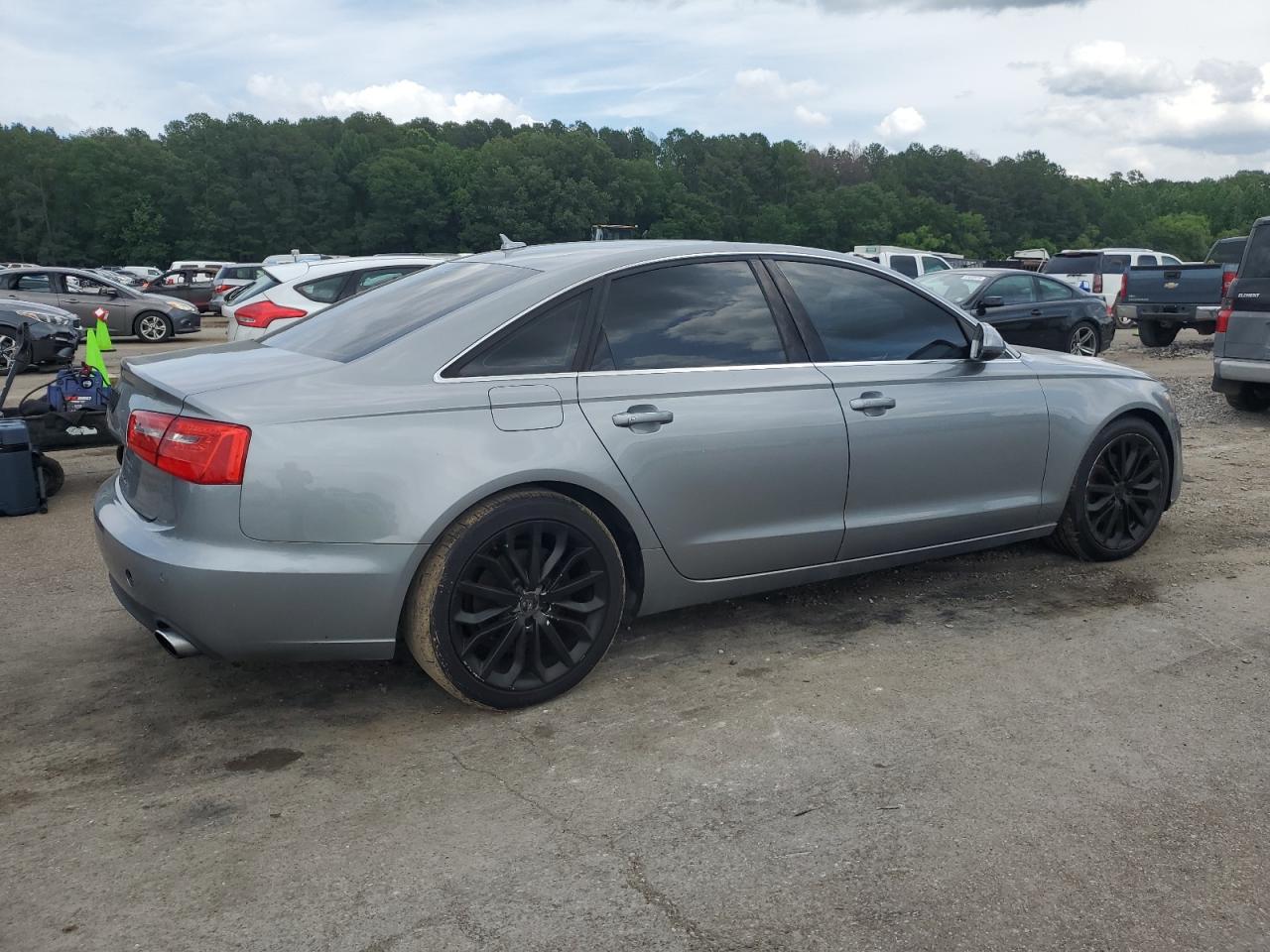 Photo 2 VIN: WAUGFAFC9DN155267 - AUDI A6 