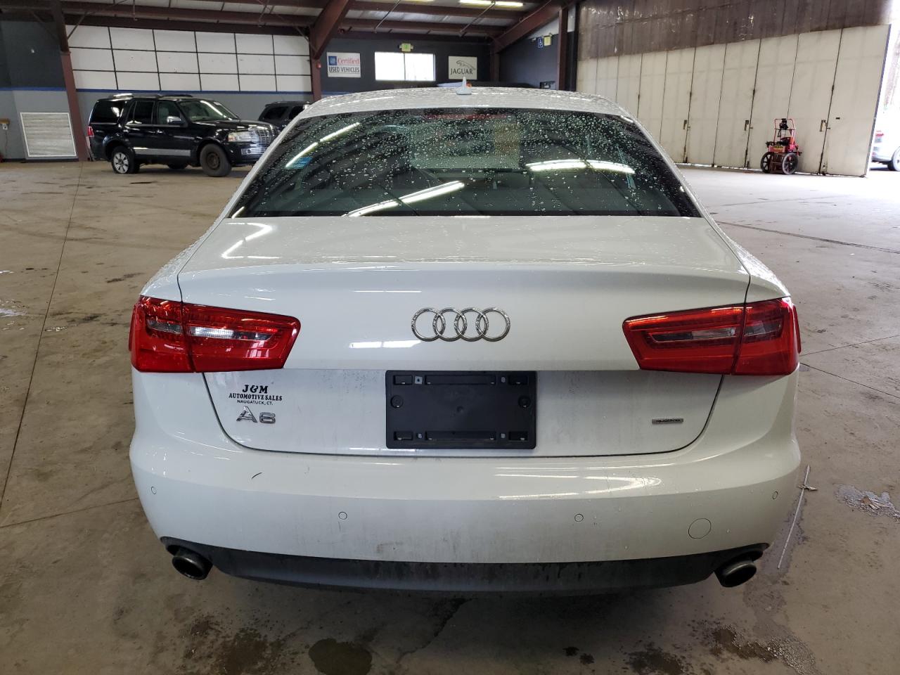 Photo 5 VIN: WAUGFAFC9FN015996 - AUDI A6 