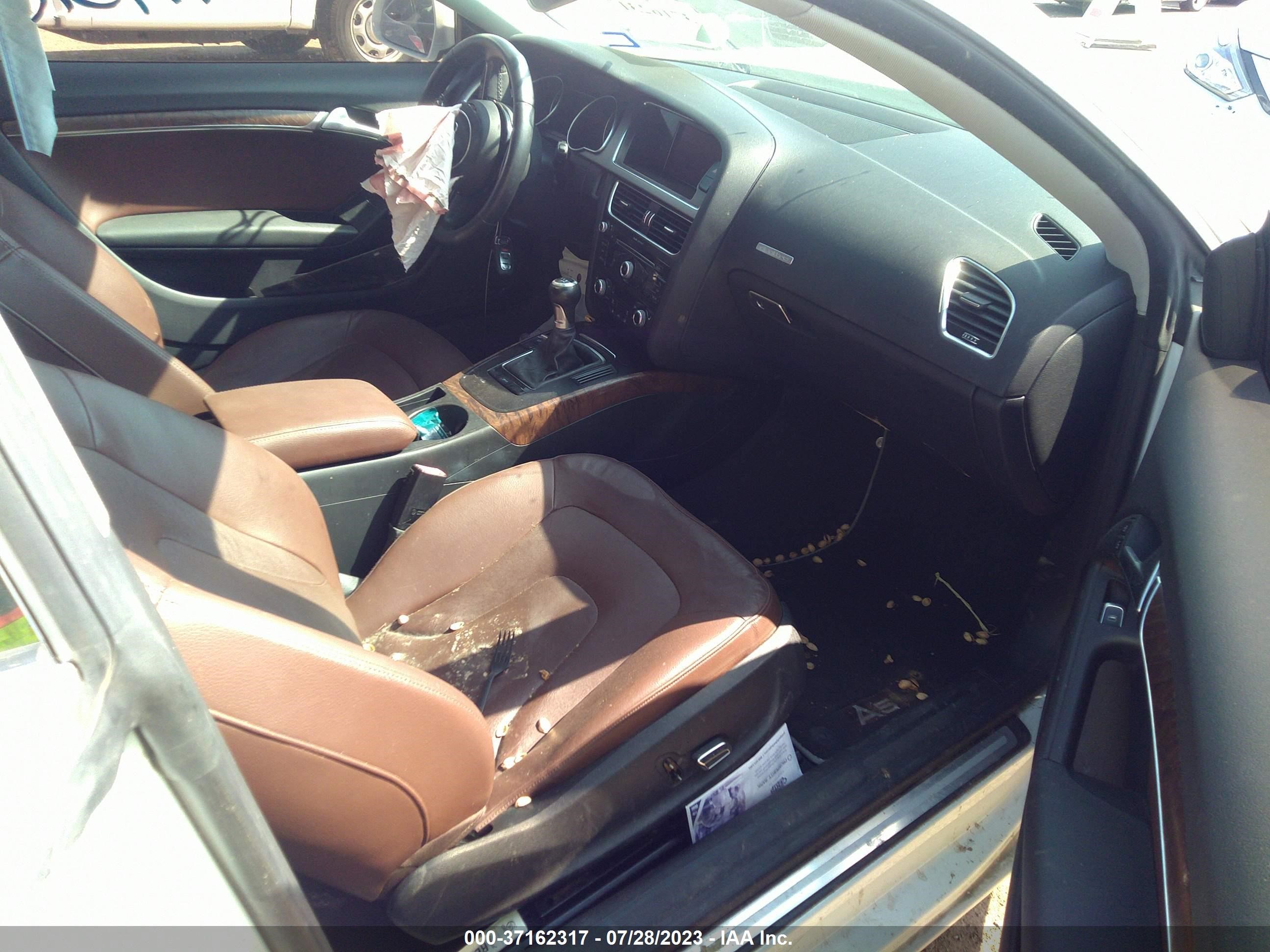 Photo 4 VIN: WAUGFAFR7DA011325 - AUDI A5 