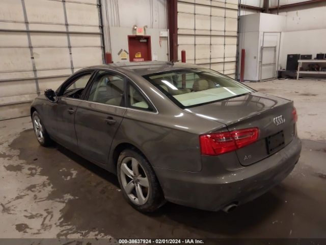 Photo 2 VIN: WAUGGAFC0CN046935 - AUDI A6 