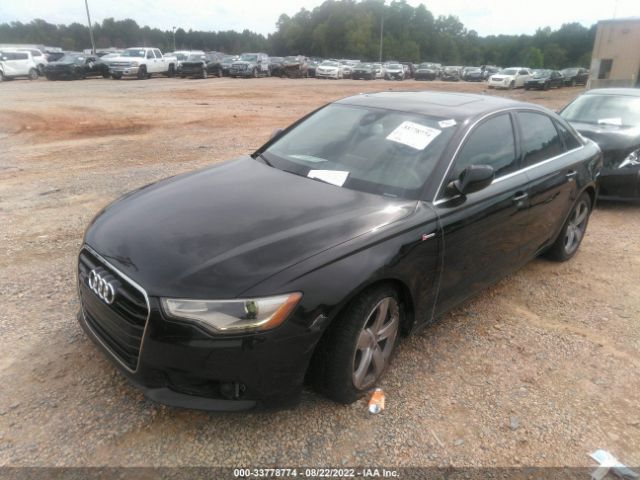 Photo 1 VIN: WAUGGAFC2CN058102 - AUDI A6 