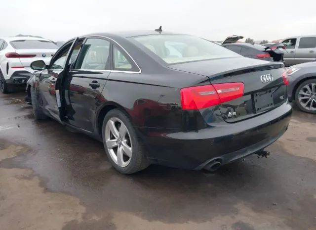 Photo 2 VIN: WAUGGAFC3CN157060 - AUDI A6 