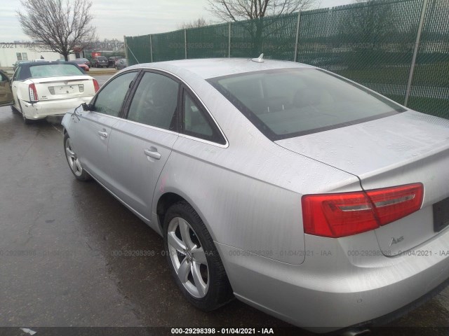 Photo 2 VIN: WAUGGAFC4CN143197 - AUDI A6 