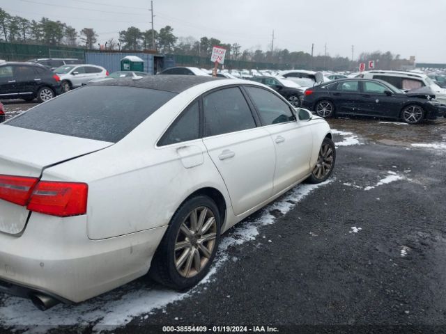 Photo 3 VIN: WAUGGAFC5DN102594 - AUDI A6 