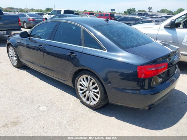 Photo 2 VIN: WAUGGAFC7CN065952 - AUDI A6 