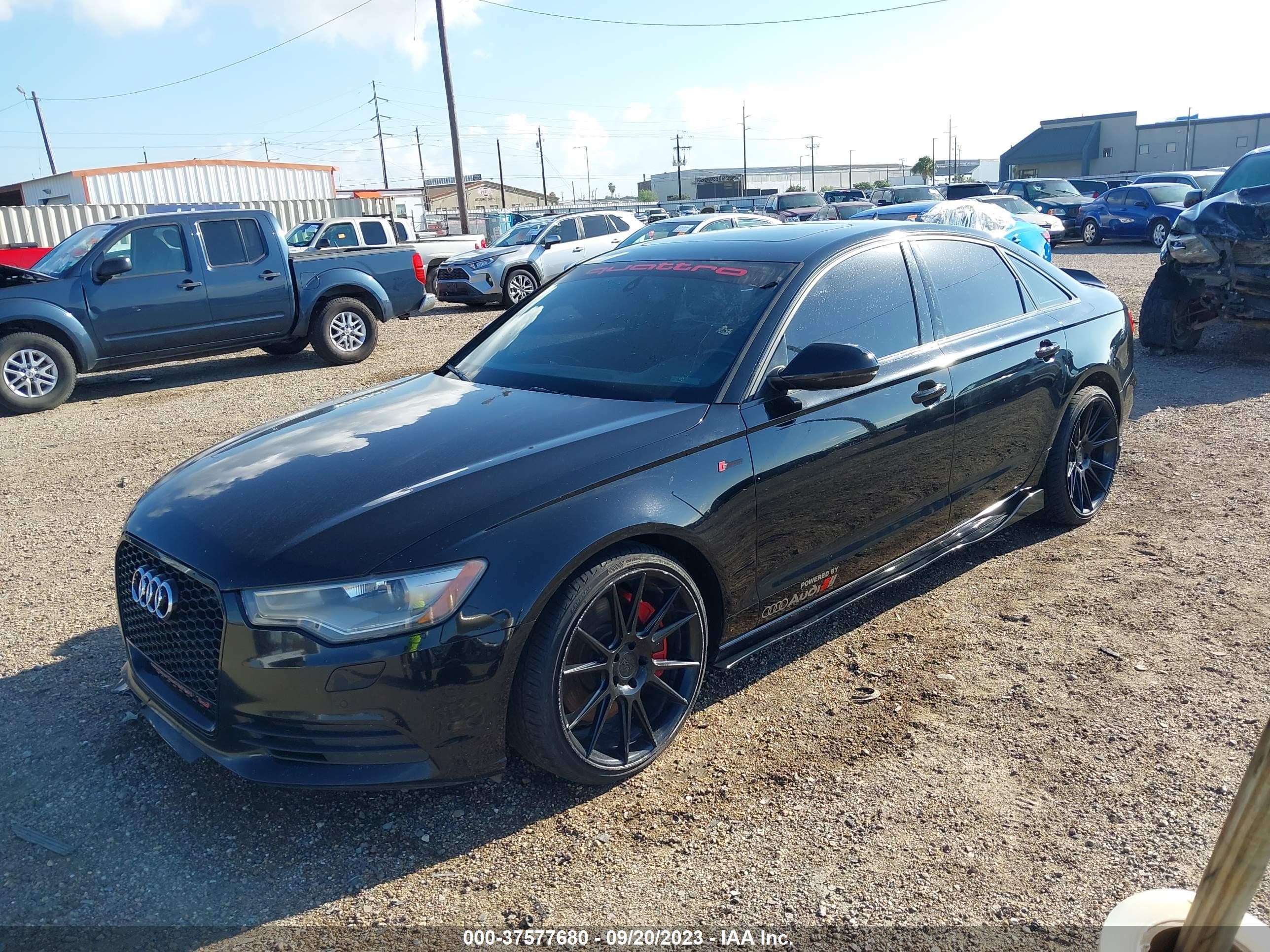 Photo 1 VIN: WAUGGAFC7CN121372 - AUDI A6 