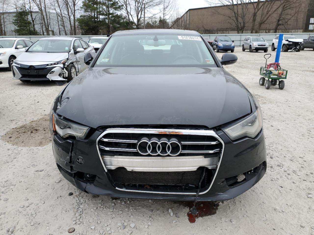 Photo 4 VIN: WAUGGAFC7DN113385 - AUDI A6 