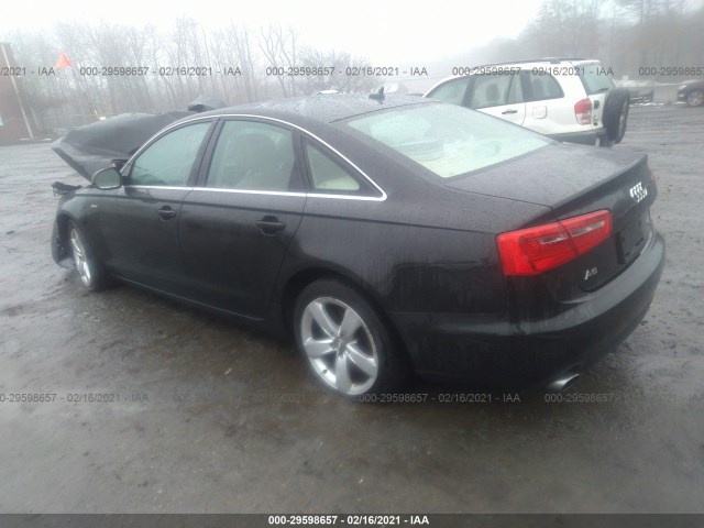 Photo 2 VIN: WAUGGAFC9CN057321 - AUDI A6 