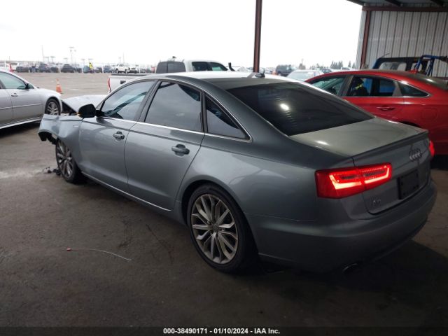 Photo 2 VIN: WAUGGAFC9DN119883 - AUDI A6 