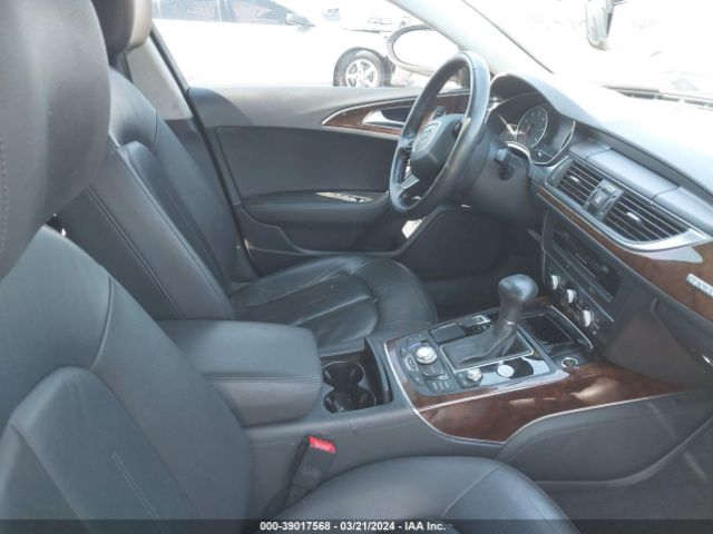 Photo 4 VIN: WAUGGAFCXCN081904 - AUDI A6 