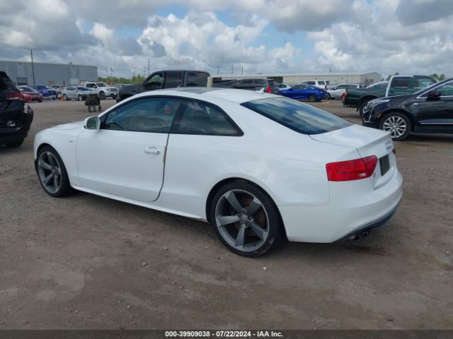 Photo 2 VIN: WAUGGAFR3FA025691 - AUDI S5 