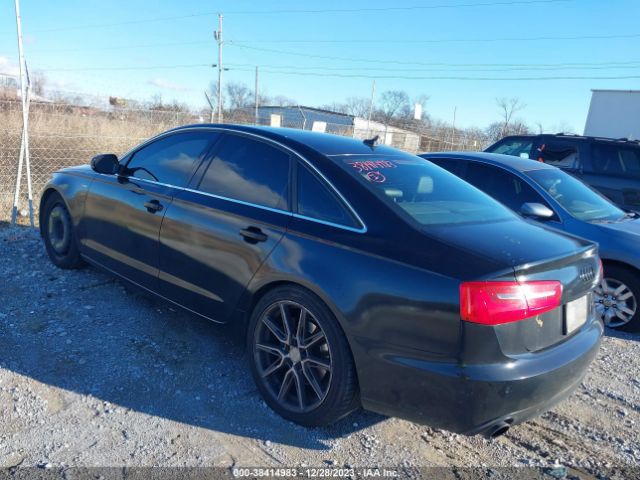 Photo 2 VIN: WAUGGBFC0CN046715 - AUDI A6 