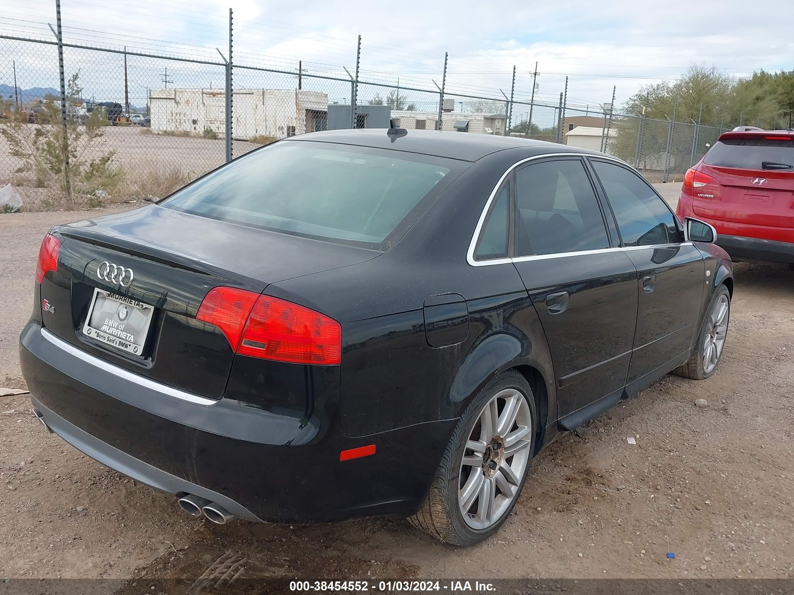 Photo 3 VIN: WAUGL78E67A130557 - AUDI S4 