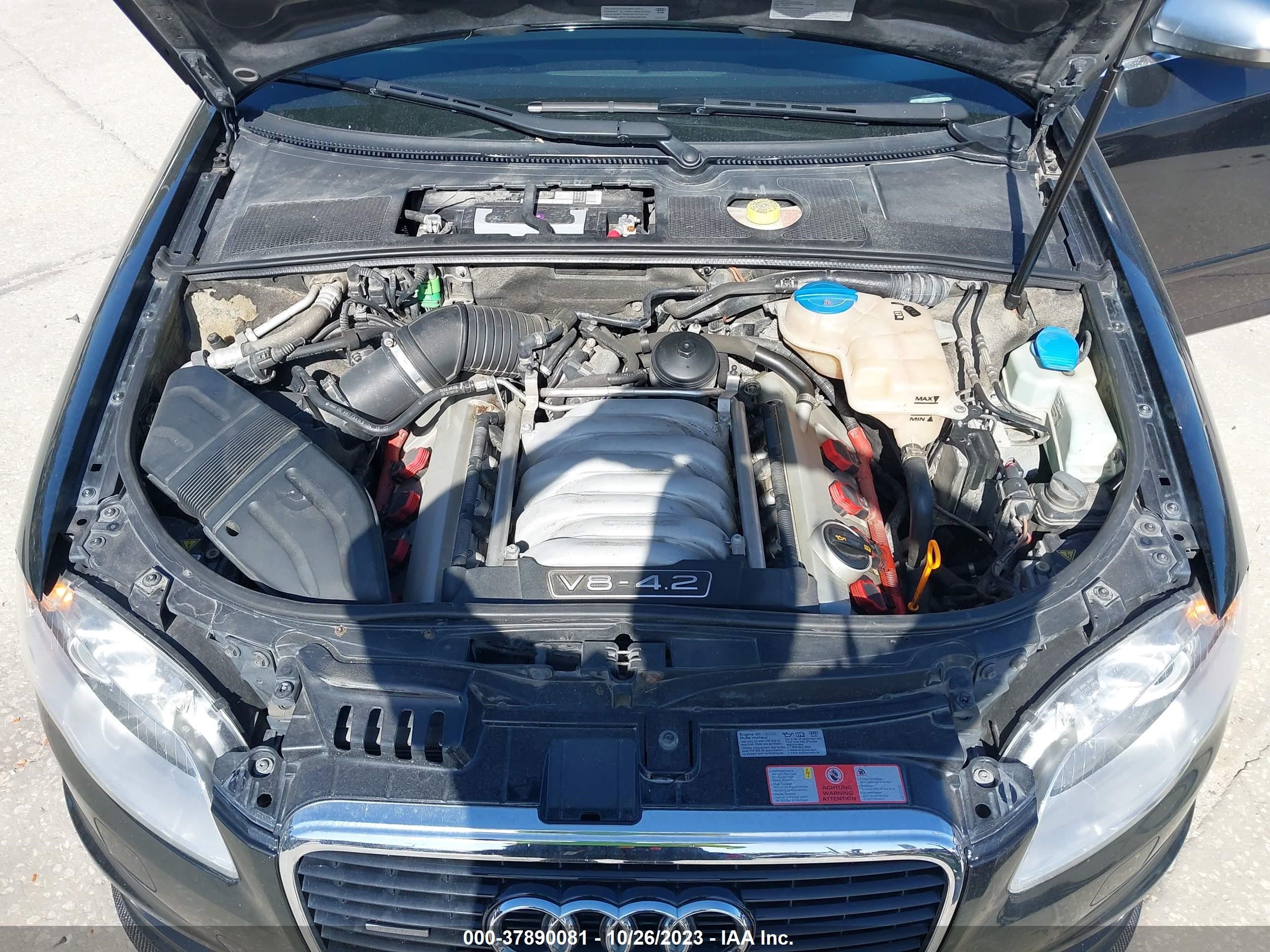 Photo 9 VIN: WAUGL78E68A056252 - AUDI S4 