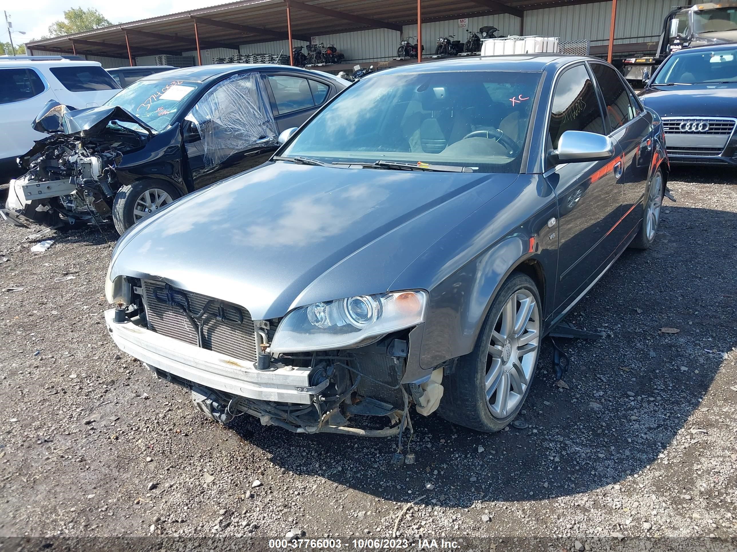 Photo 5 VIN: WAUGL98E57A008607 - AUDI S4 