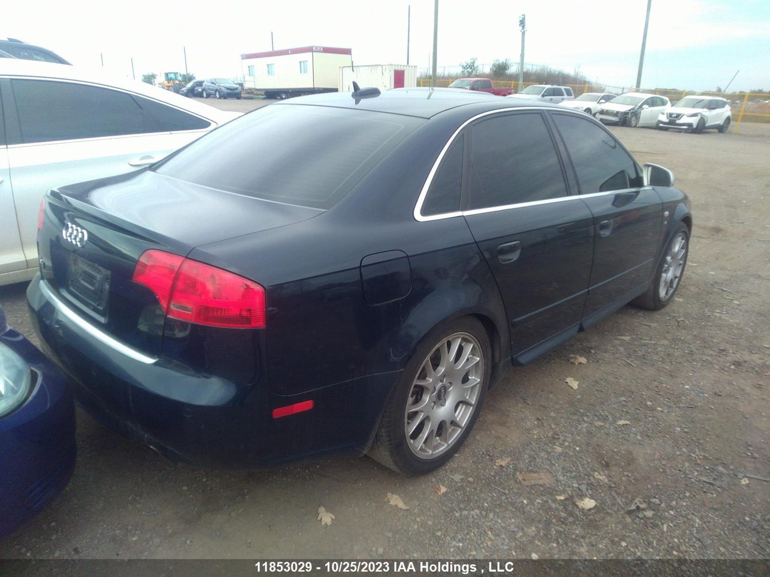 Photo 3 VIN: WAUGL98E76A062764 - AUDI S4 