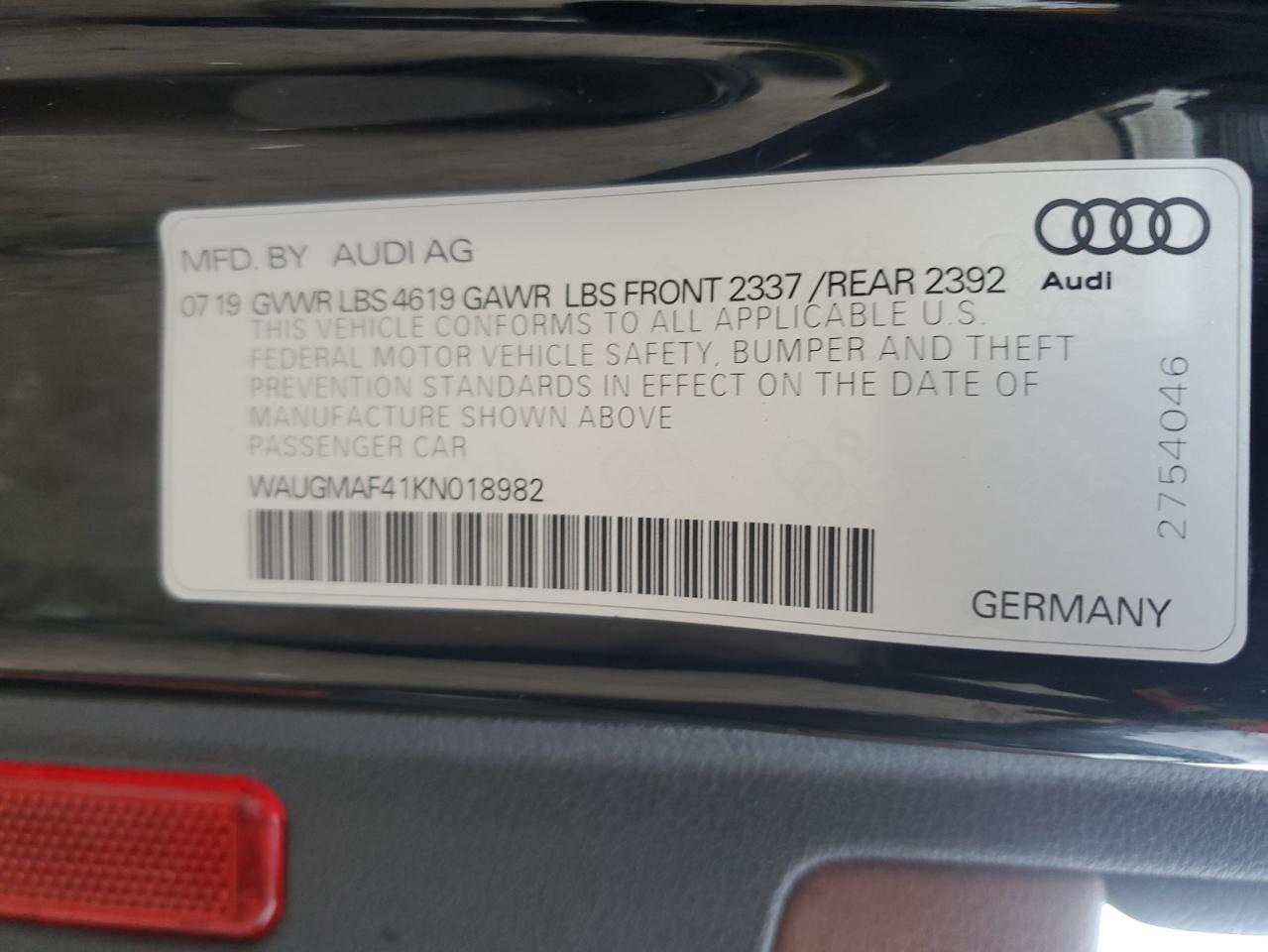 Photo 11 VIN: WAUGMAF41KN018982 - AUDI A4 