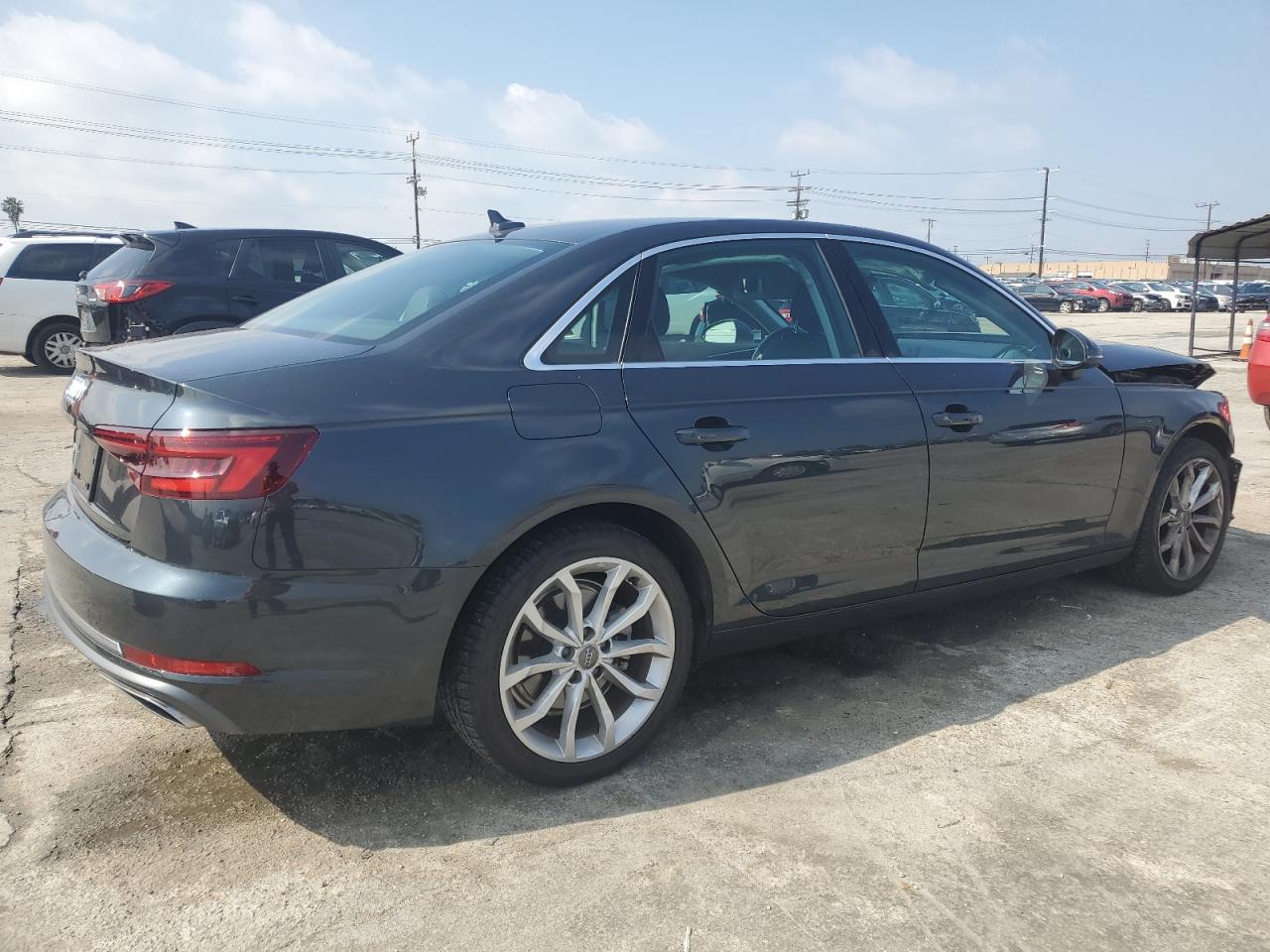 Photo 2 VIN: WAUGMAF42KA005004 - AUDI A4 