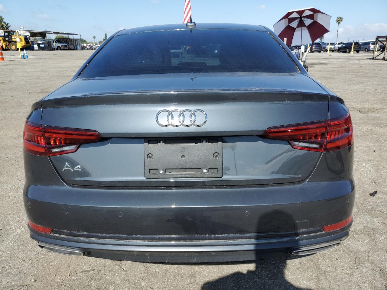 Photo 5 VIN: WAUGMAF45KN022324 - AUDI A4 