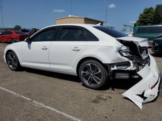 Photo 1 VIN: WAUGMAF46KN017598 - AUDI A4 PREMIUM 