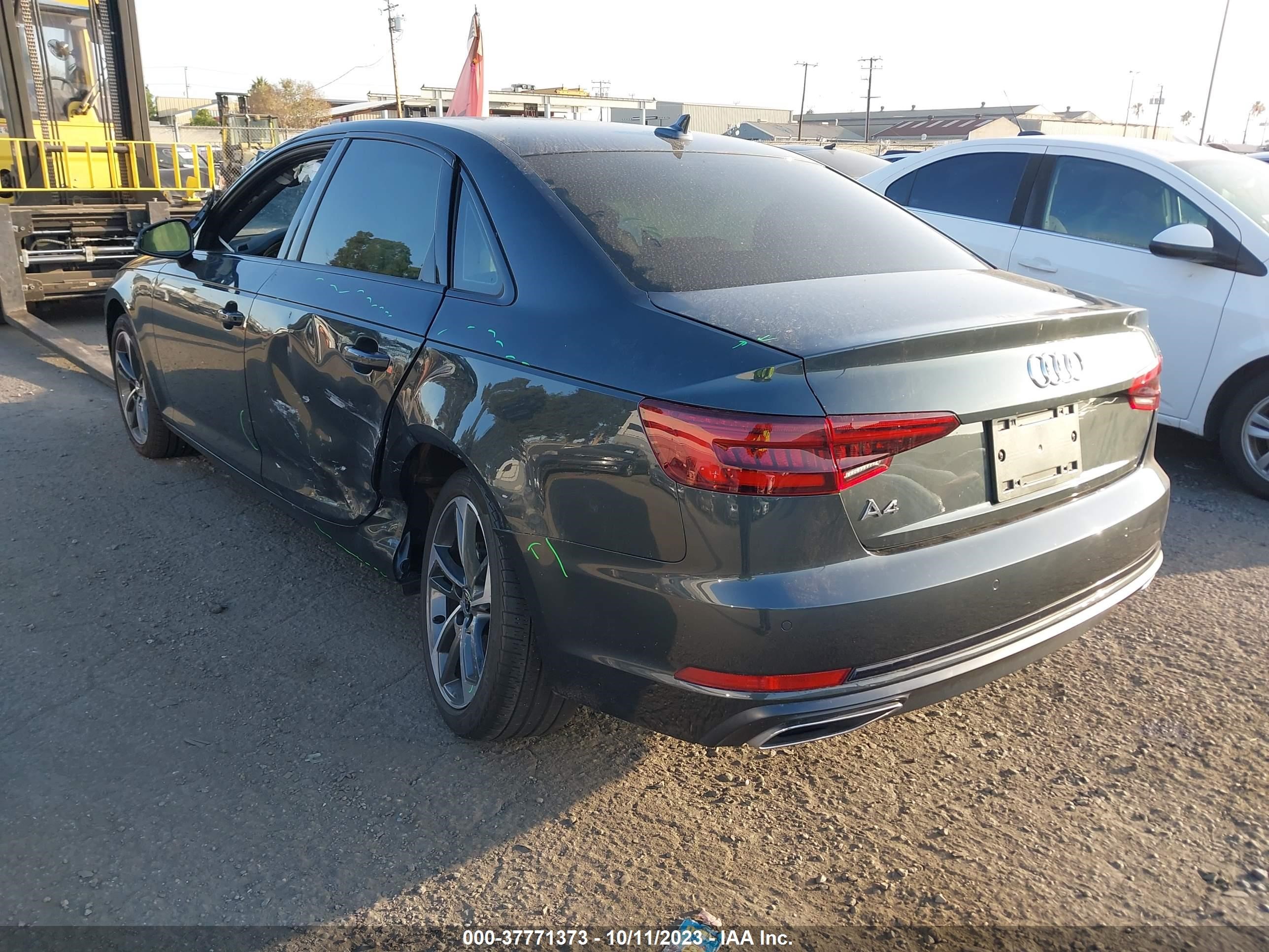 Photo 2 VIN: WAUGMAF47KN015729 - AUDI A4 