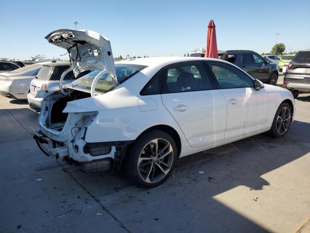 Photo 2 VIN: WAUGMAF49KN022200 - AUDI A4 PREMIUM 