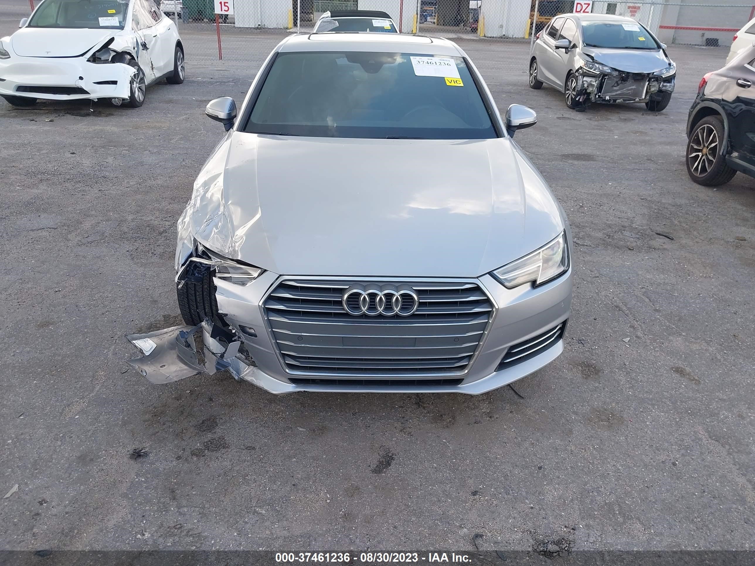 Photo 11 VIN: WAUGNAF45HN011717 - AUDI A4 