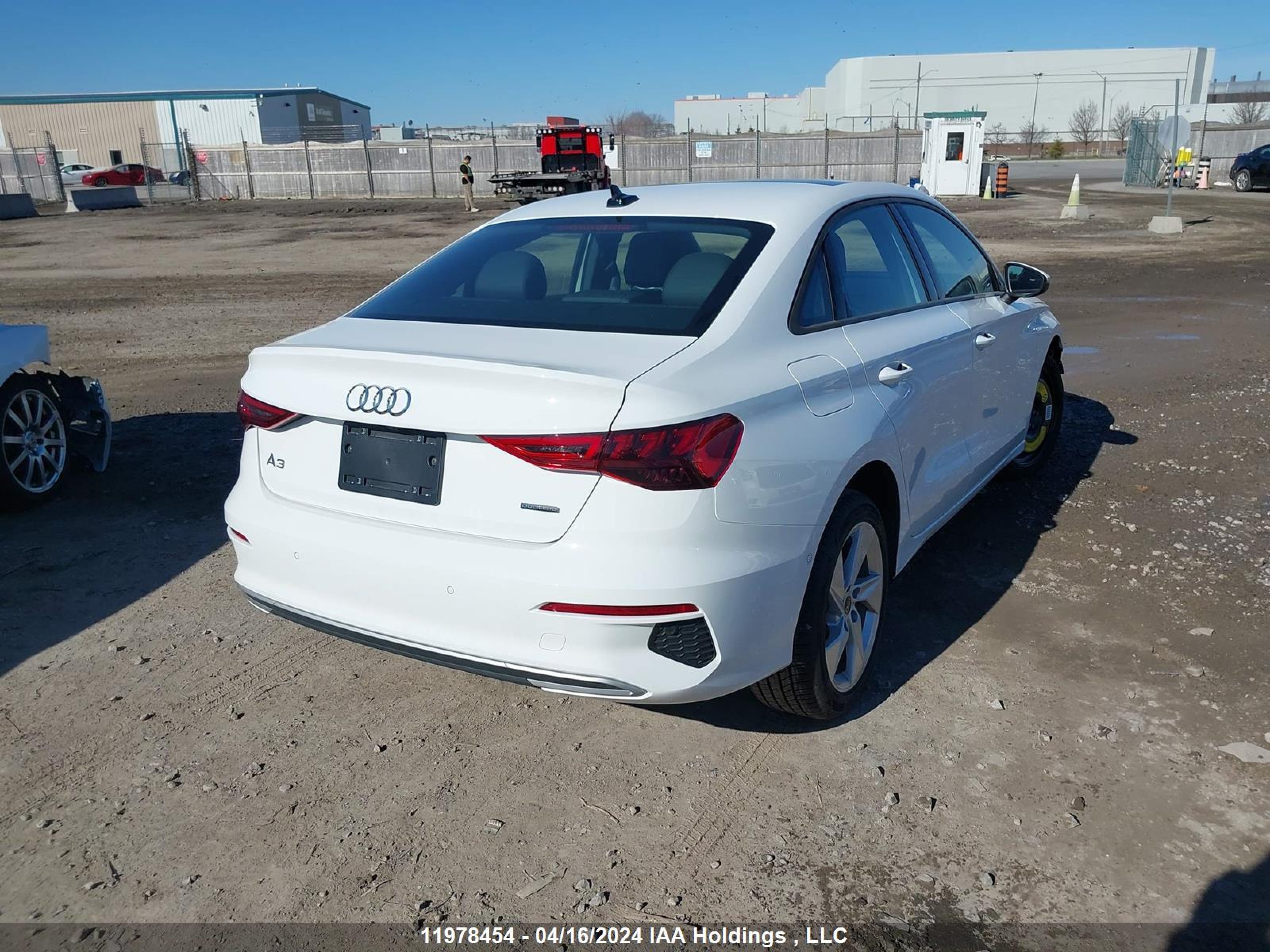 Photo 3 VIN: WAUGUCGY3RA076266 - AUDI A3 