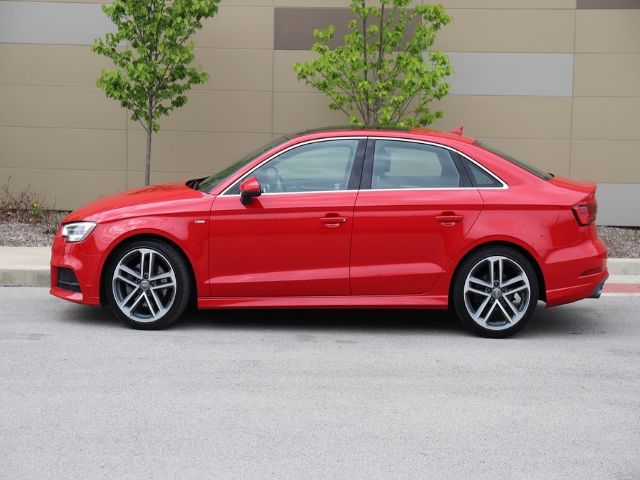 Photo 1 VIN: WAUGUGFF0J1071845 - AUDI A3 SEDAN 