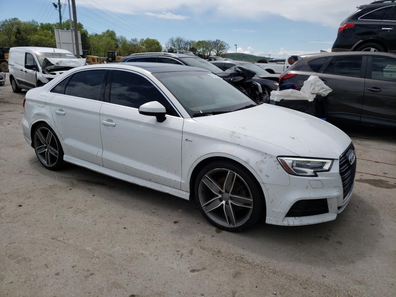 Photo 3 VIN: WAUGUGFF2H1025363 - AUDI A3 