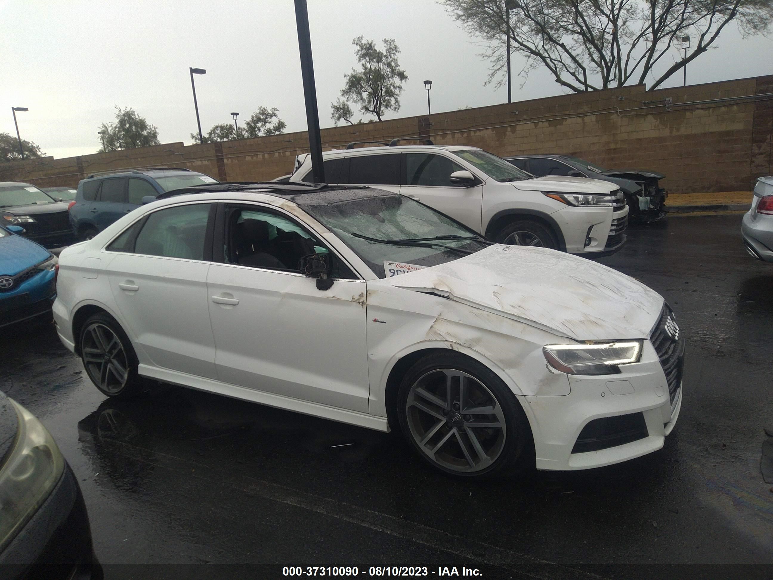 Photo 13 VIN: WAUGUGFF3K1028683 - AUDI A3 