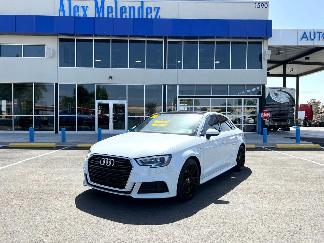 Photo 2 VIN: WAUGUGFF4J1027573 - AUDI A3 SEDAN 