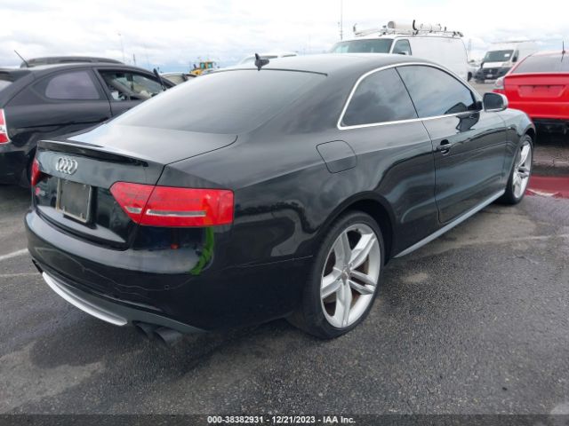 Photo 3 VIN: WAUGVAFR9BA009401 - AUDI S5 